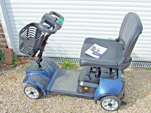 Mobility scooter hardly used - mobility,
